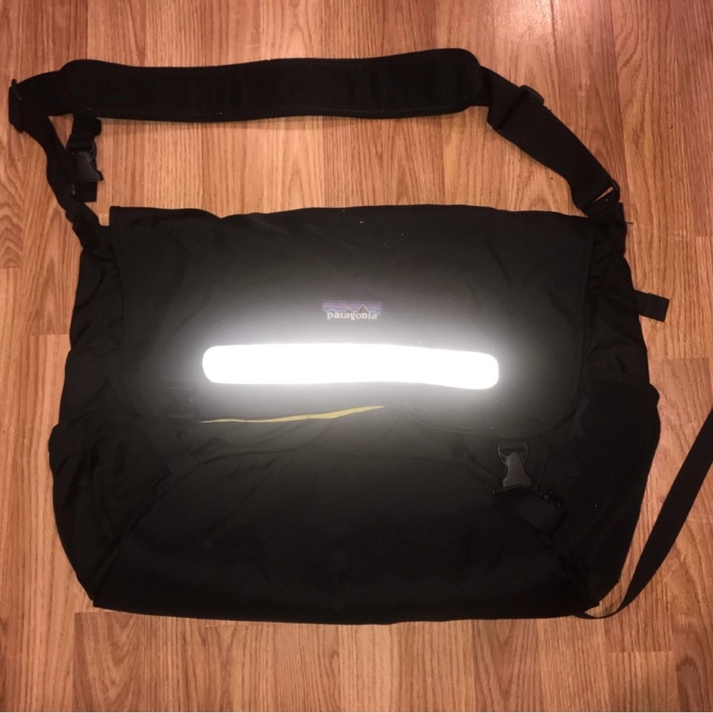 Patagonia messenger bag